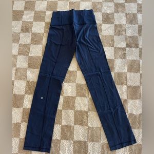 Navy Straight Leg Lululemon leggings